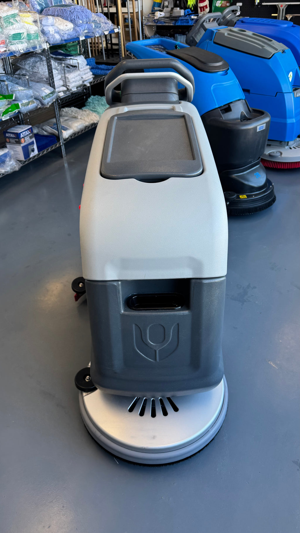 Autorecureuse à traction 20”