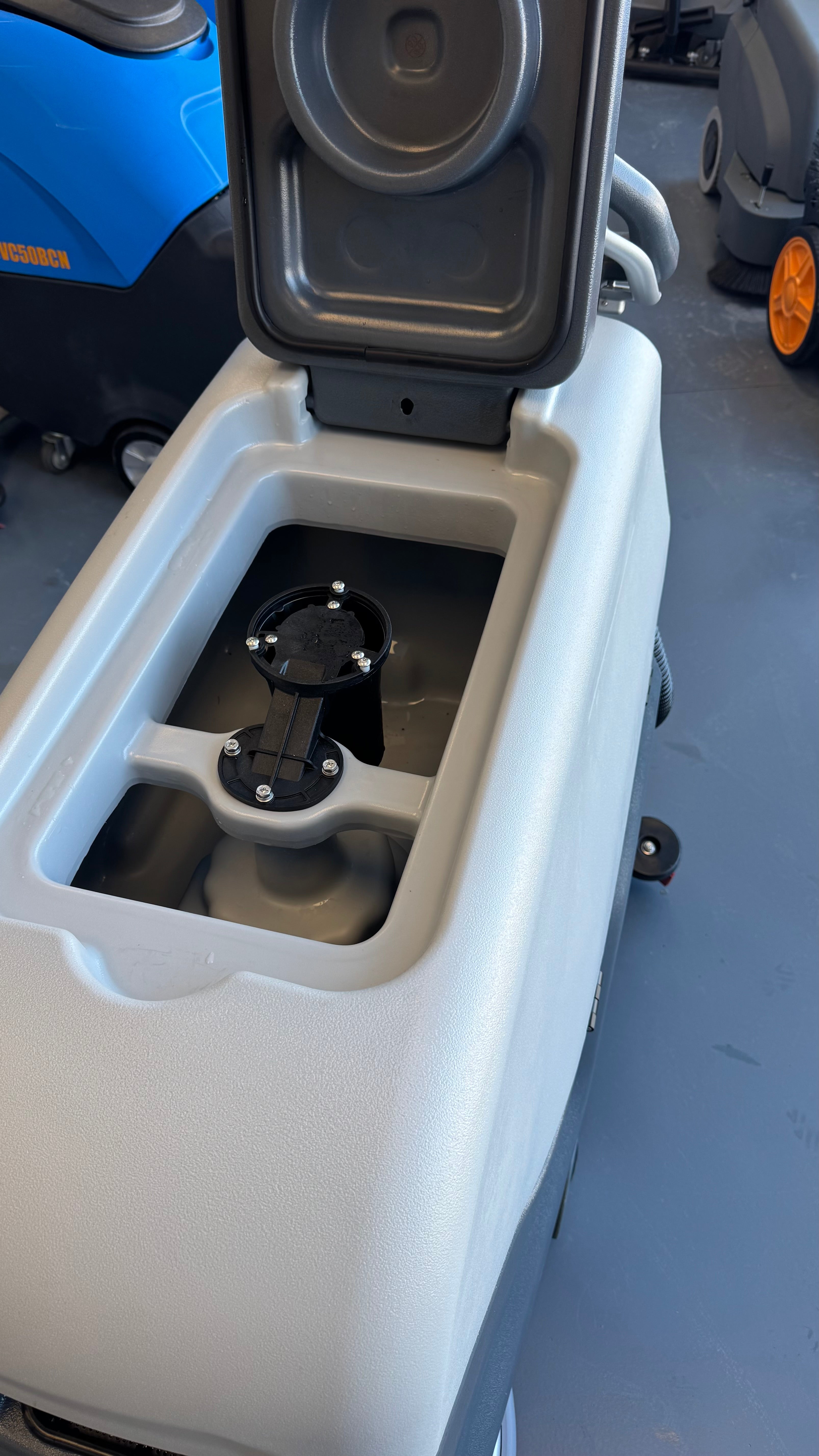 Autorecureuse à traction 20”