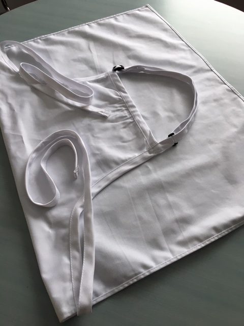 Tablier ajustable au cou 100% polyester