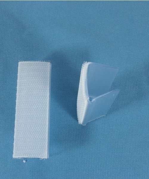 Clip attache pour jupe de table 3/4''-1''